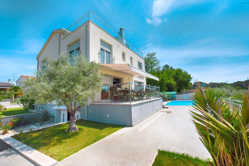 Villa Valerio Porec Exterior photo